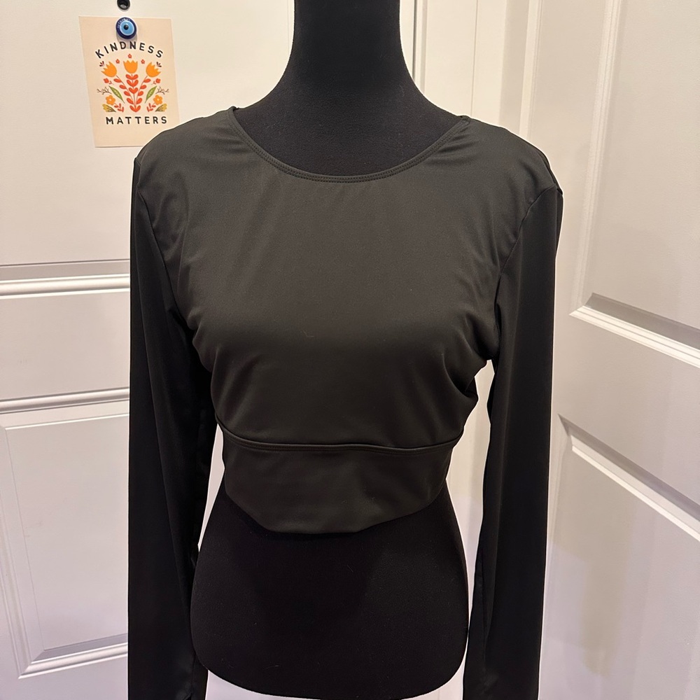 Athletic Black Long Sleeve Crossover Women's Top
